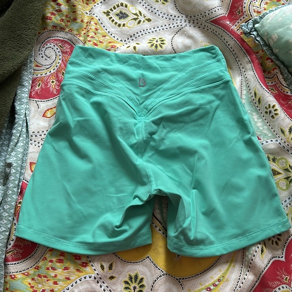 Buffbunny legacy shorts - Picture 3 of 3